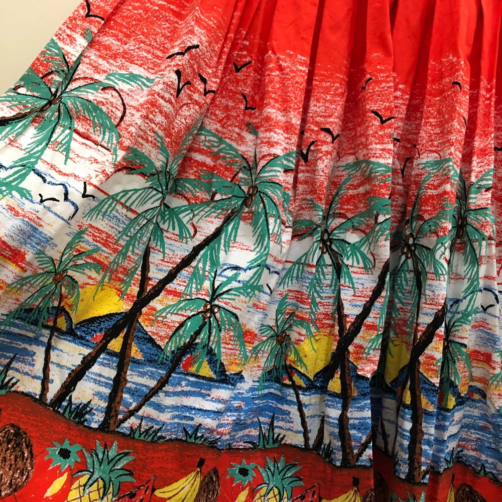 Red Tropical Print Pleated Midi Skirt - Picture 3 of 7